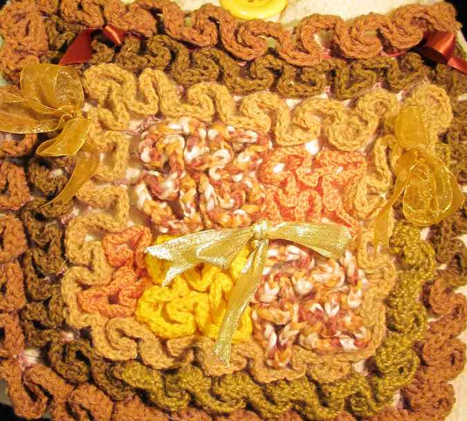 large image of art item: bag &ndash; button yellow crochet
