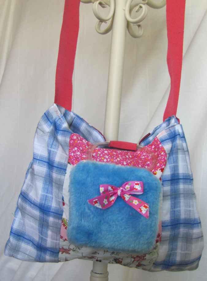 large image of art item: bag &ndash; checkered blue white with pink white quiltwork