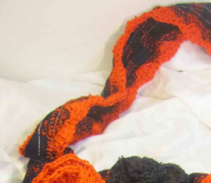 large image of art item: bag &ndash; checkered orange black