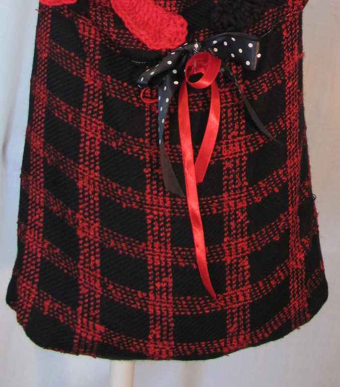 large image of art item: bag &ndash; checkered red black