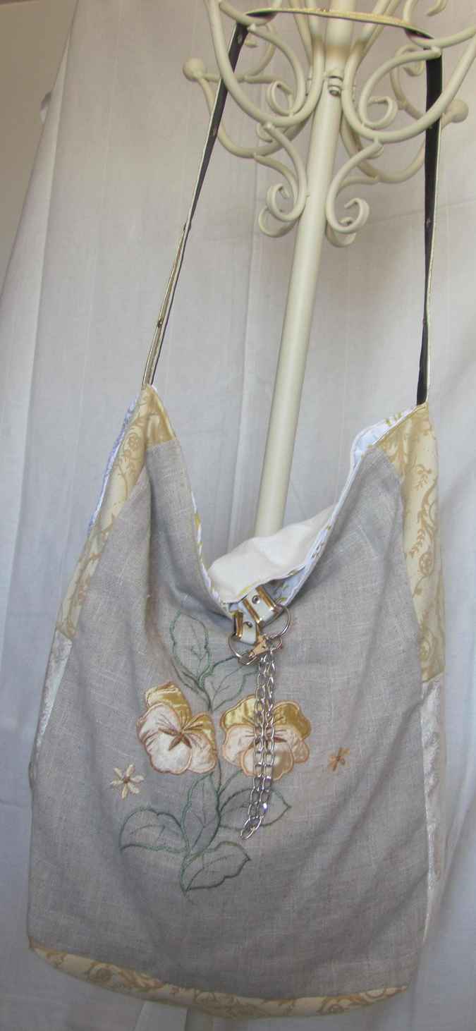 large image of art item: bag &ndash; cream gray gold with flowers needlework