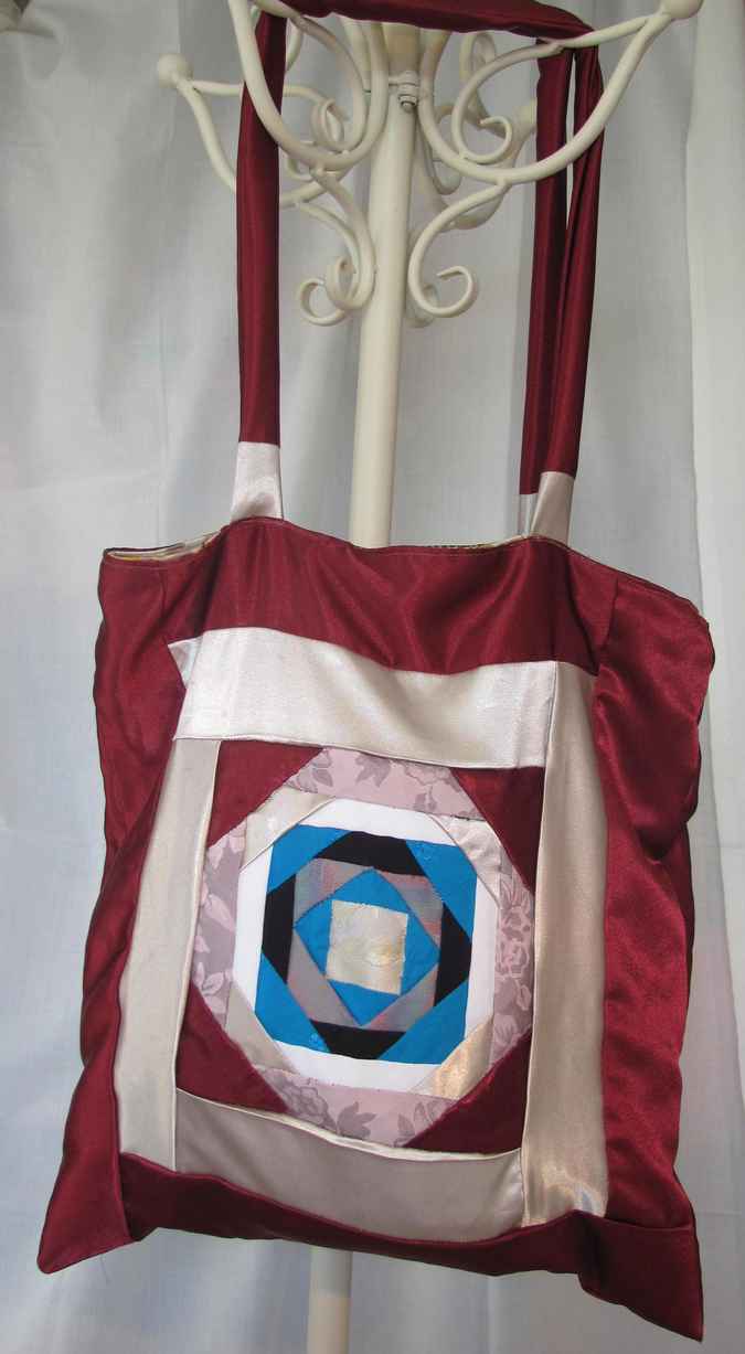large image of art item: bag &ndash; crimson white blue geometric
