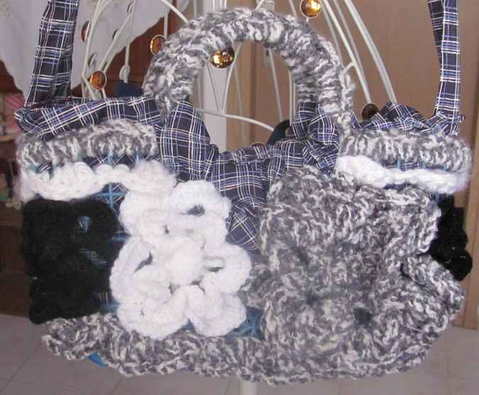 large image of art item: bag &ndash; crochet black white button red ribbon