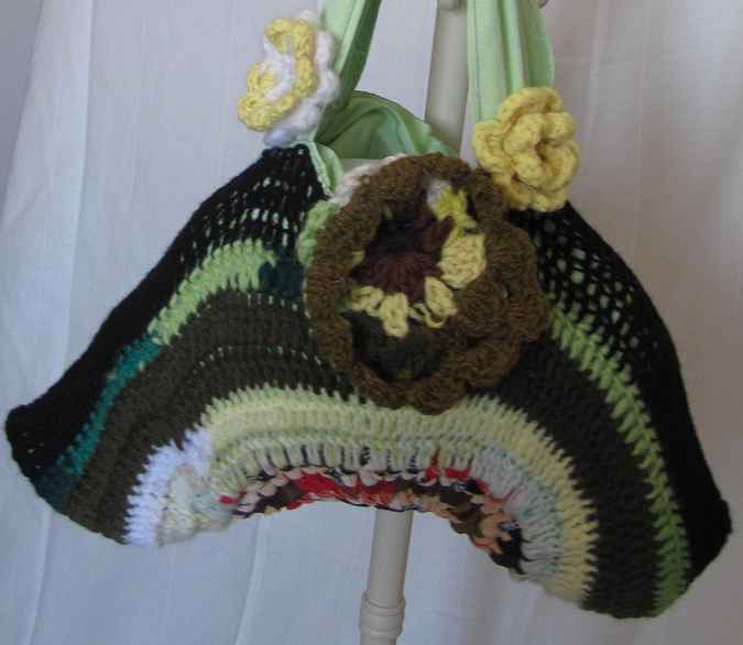 large image of art item: bag &ndash; crochet flowers yellow green black