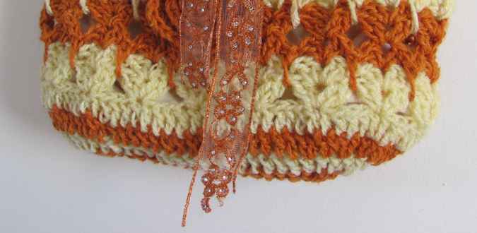 large image of art item: bag &ndash; crochet orange cream