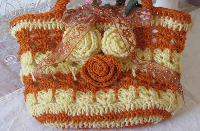 large image of art item: bag &ndash; crochet orange cream