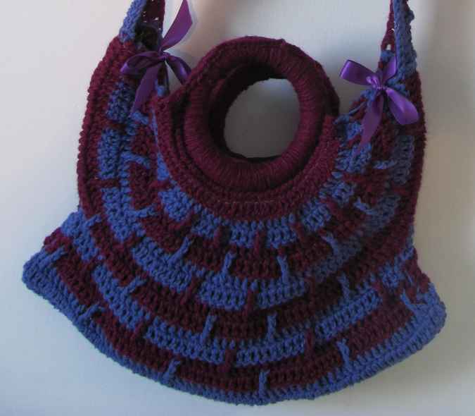 large image of art item: bag &ndash; crochet purple blue