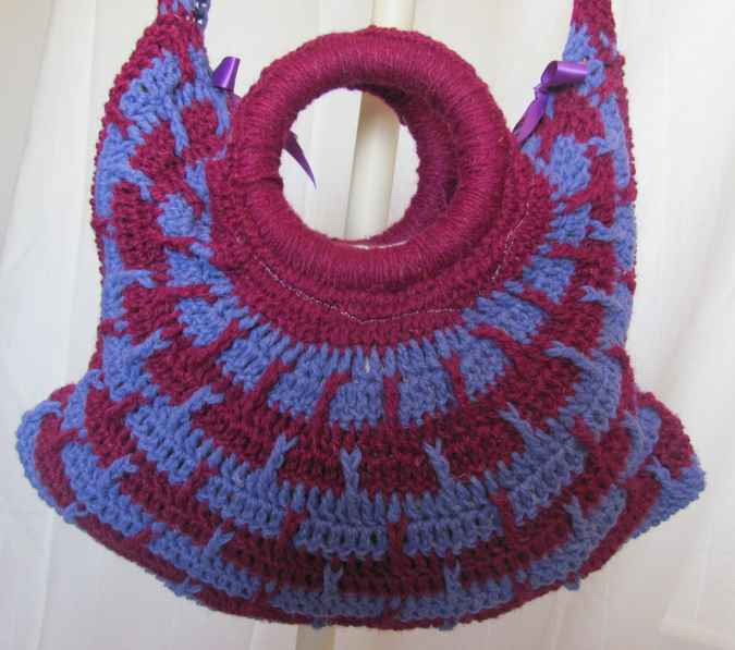 large image of art item: bag &ndash; crochet purple blue