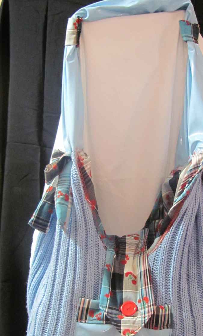 large image of art item: bag &ndash; cyan wool