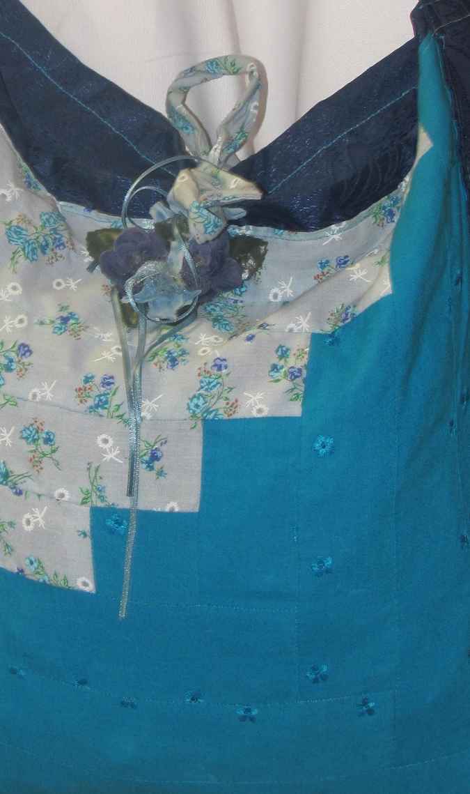 large image of art item: bag &ndash; diagonal turquoise white