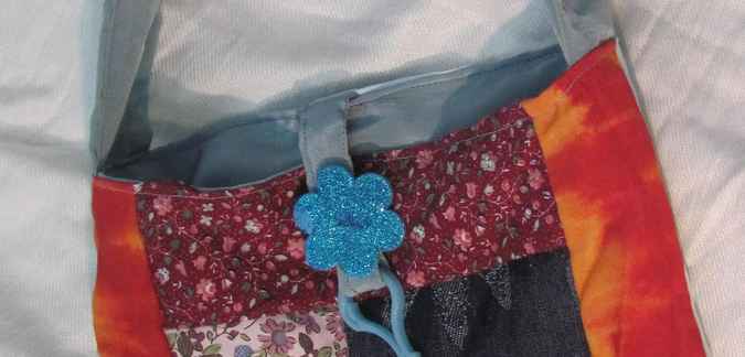 large image of art item: bag &ndash; dolphin blue