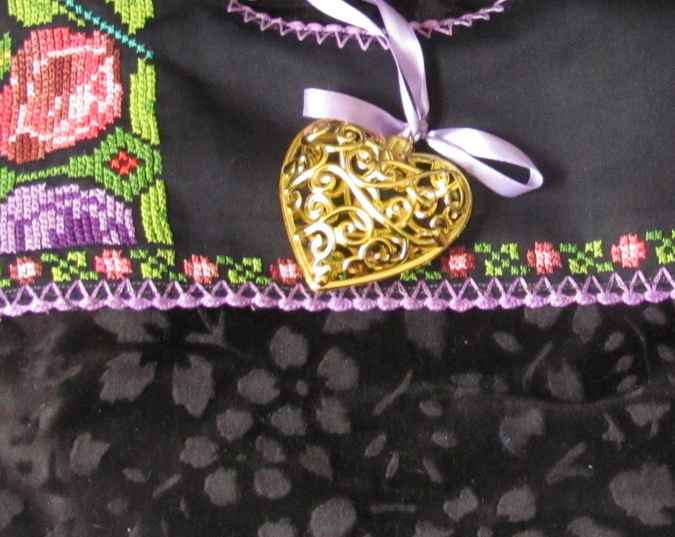 large image of art item: bag &ndash; embroidery black motif pixelated flowers gold heart