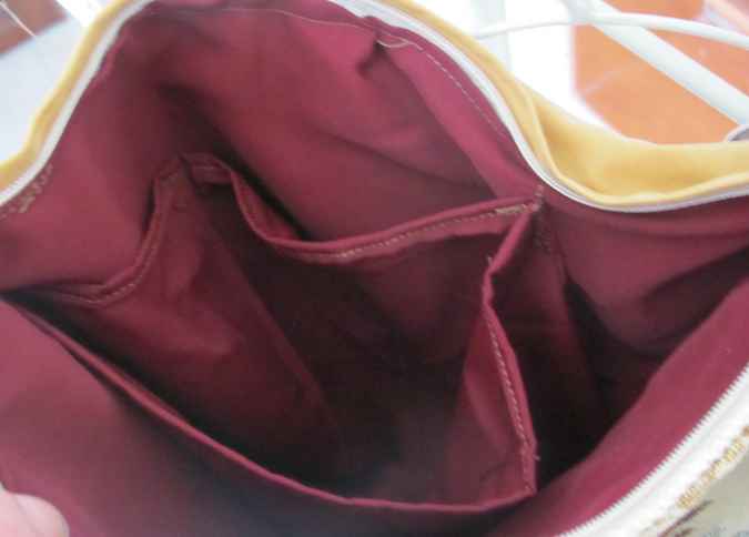 large image of art item: bag &ndash; embroidery flowers red blue