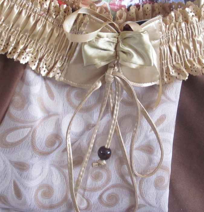 large image of art item: bag &ndash; gold white brown motif plants