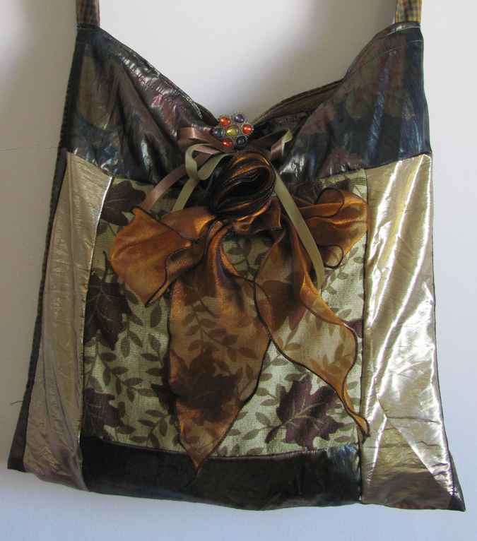 large image of art item: bag &ndash; gold with ribbons