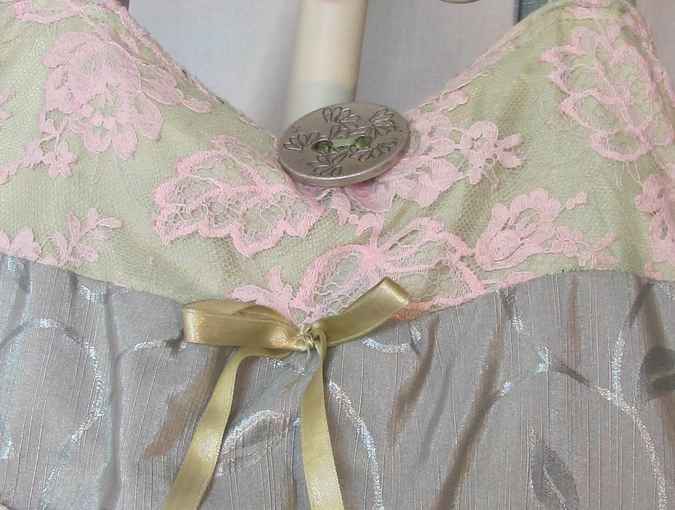 large image of art item: bag &ndash; gray pouch pink