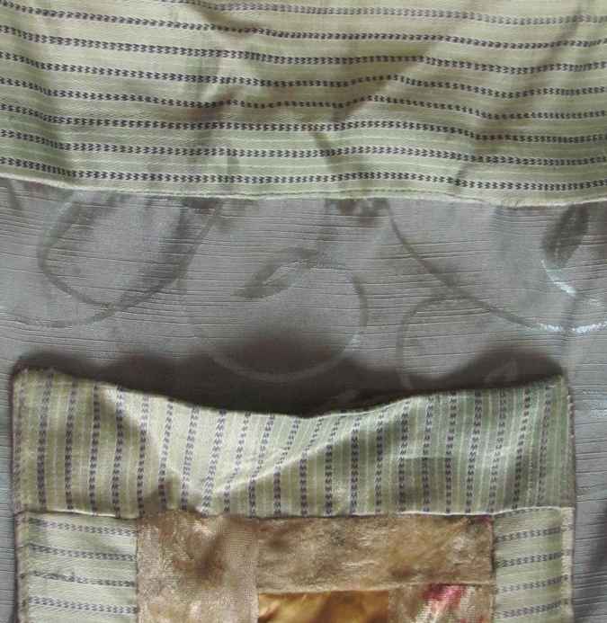 large image of art item: bag &ndash; gray pouch quilt