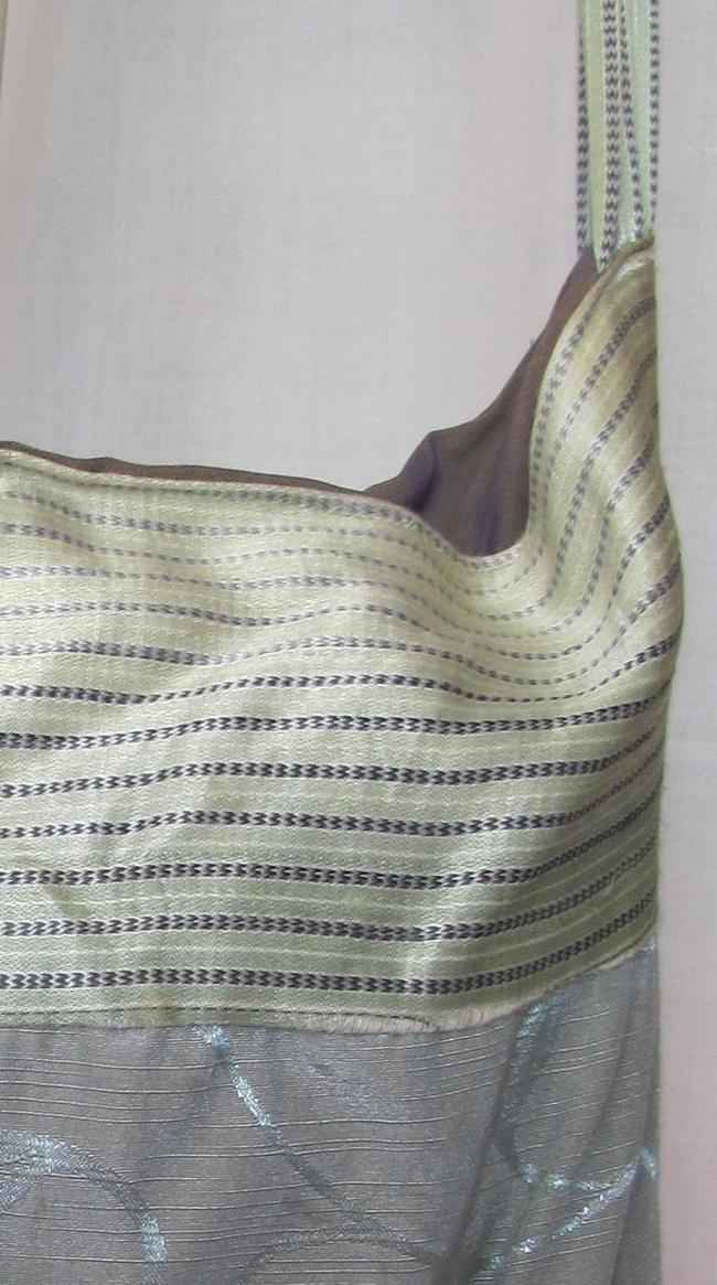 large image of art item: bag &ndash; gray pouch quilt