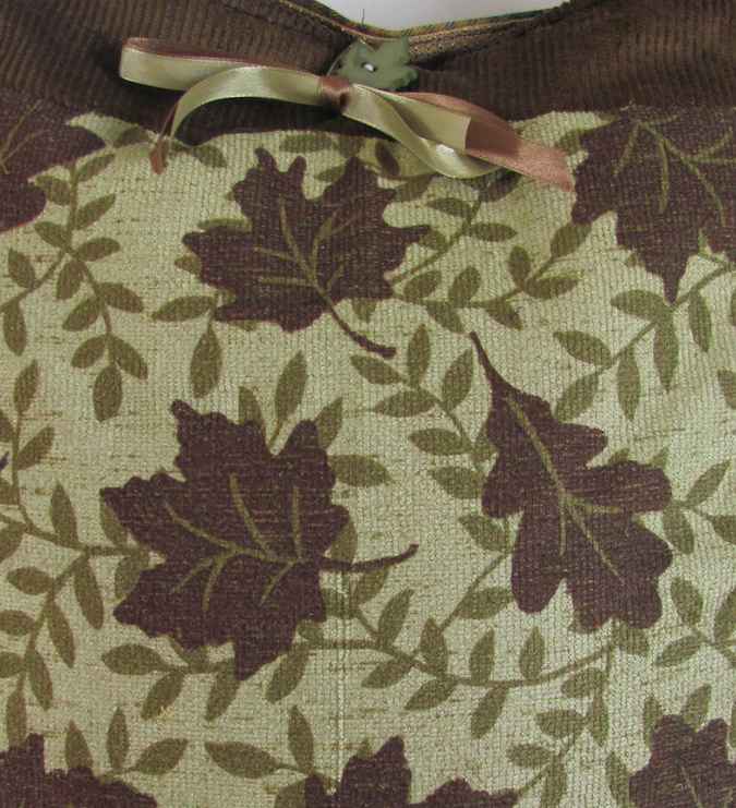 large image of art item: bag &ndash; khaki motif maple and oak leaves