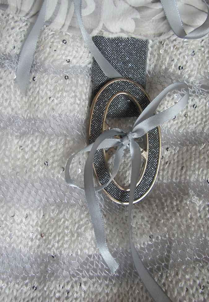large image of art item: bag &ndash; knitwork white stripes gray buckle silvery shiny