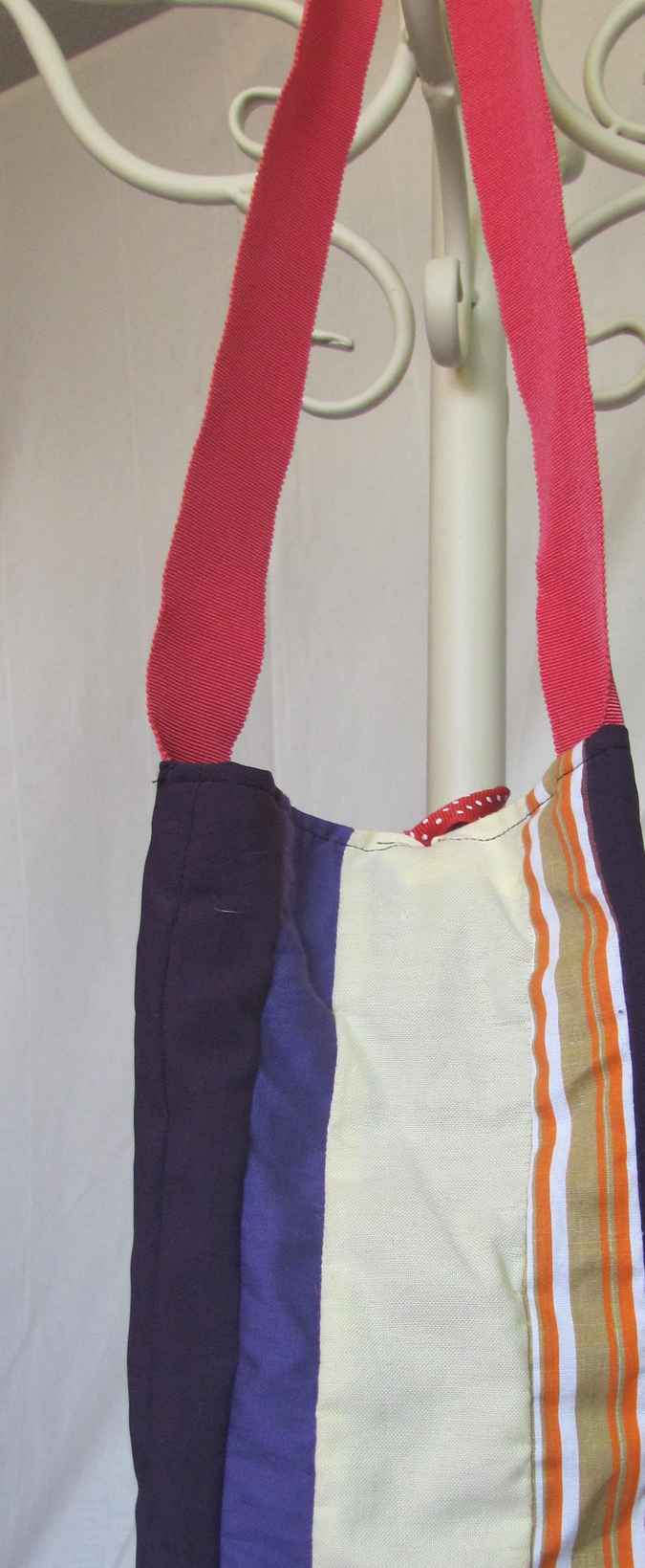 large image of art item: bag &ndash; pink red with shiny pink purse