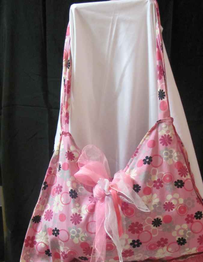 large image of art item: bag &ndash; pink with ribbons