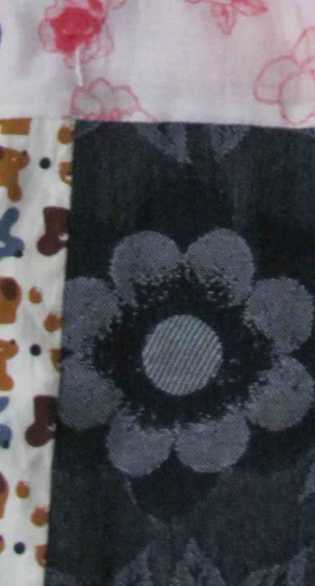 large image of art item: bag &ndash; ponpons pink