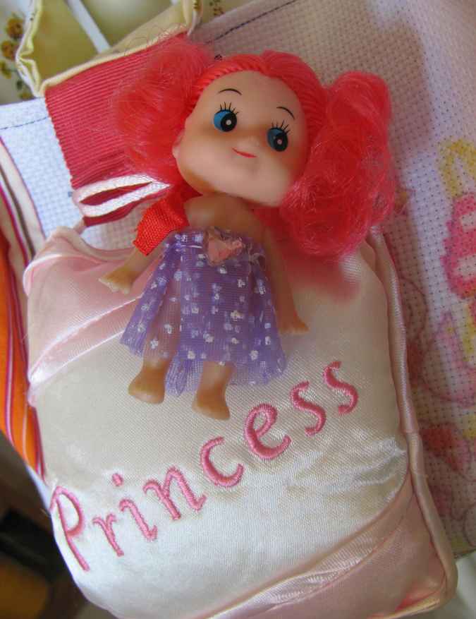 large image of art item: bag &ndash; 'princess'