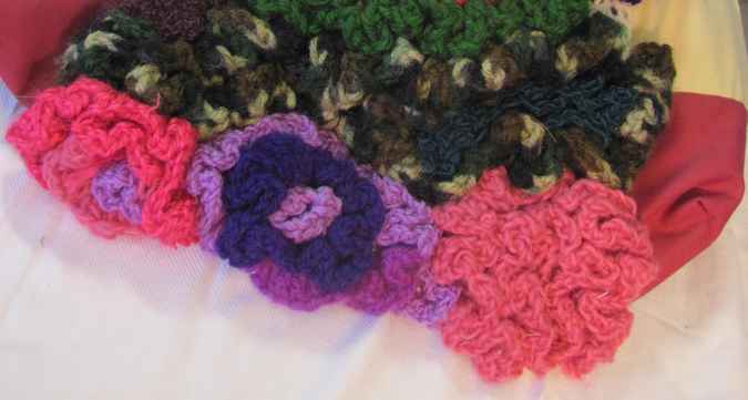 large image of art item: bag &ndash; punch banana crochet flowers
