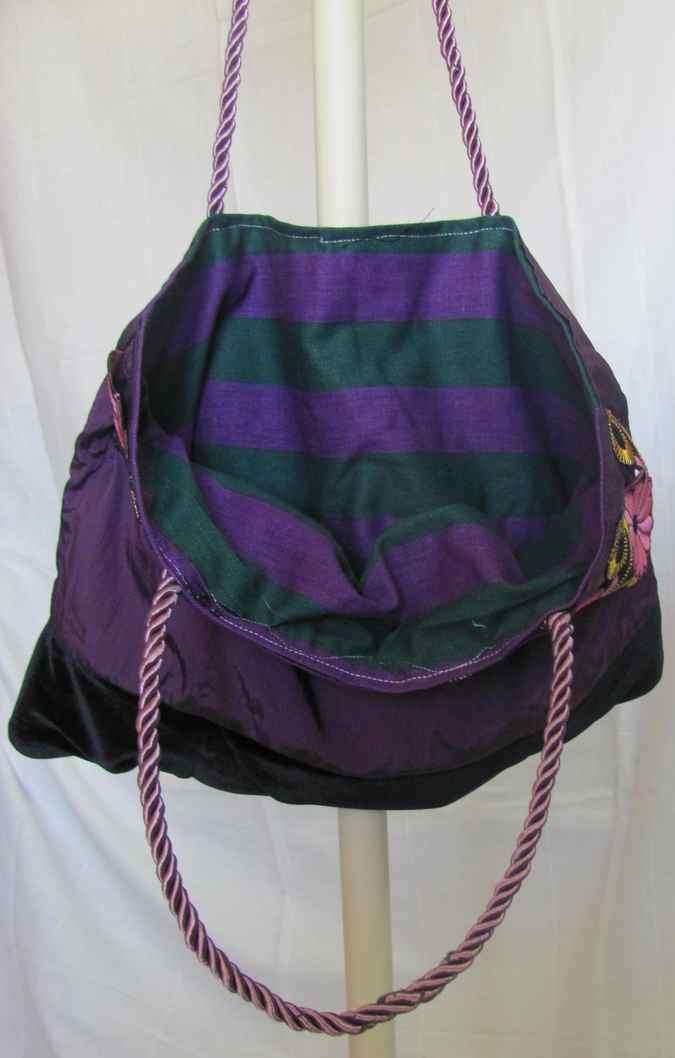 large image of art item: bag &ndash; purple with pink flowers