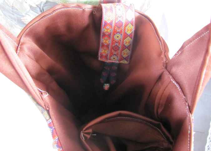 large image of art item: bag &ndash; quilt hearts crimson white checkered