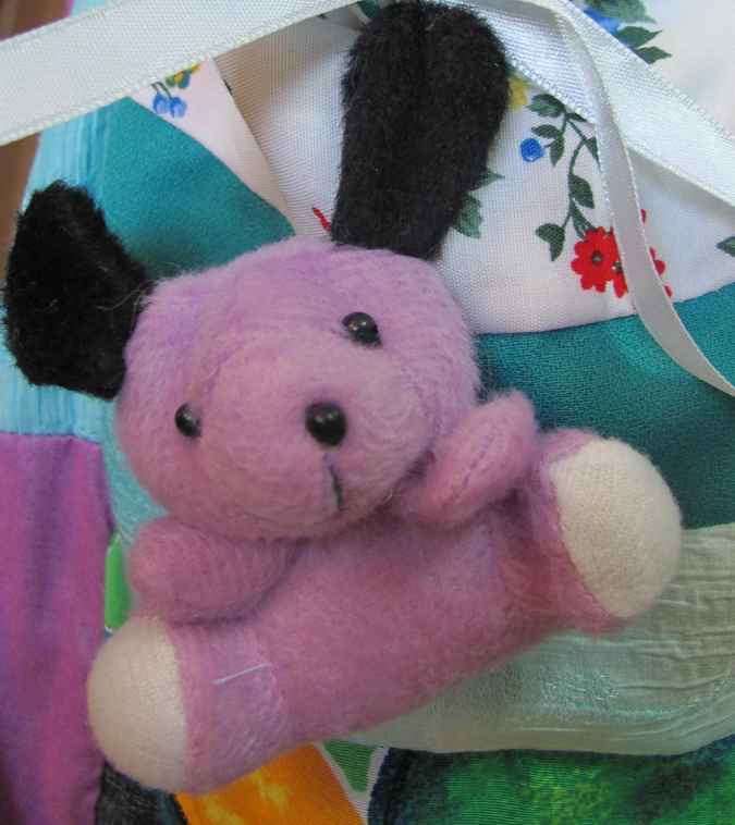 large image of art item: bag &ndash; quiltwork fuzzy bunny