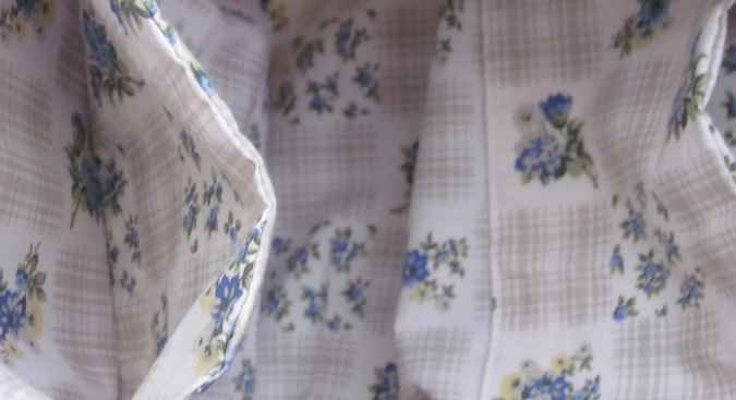 large image of art item: bag &ndash; quiltwork violet white crimson