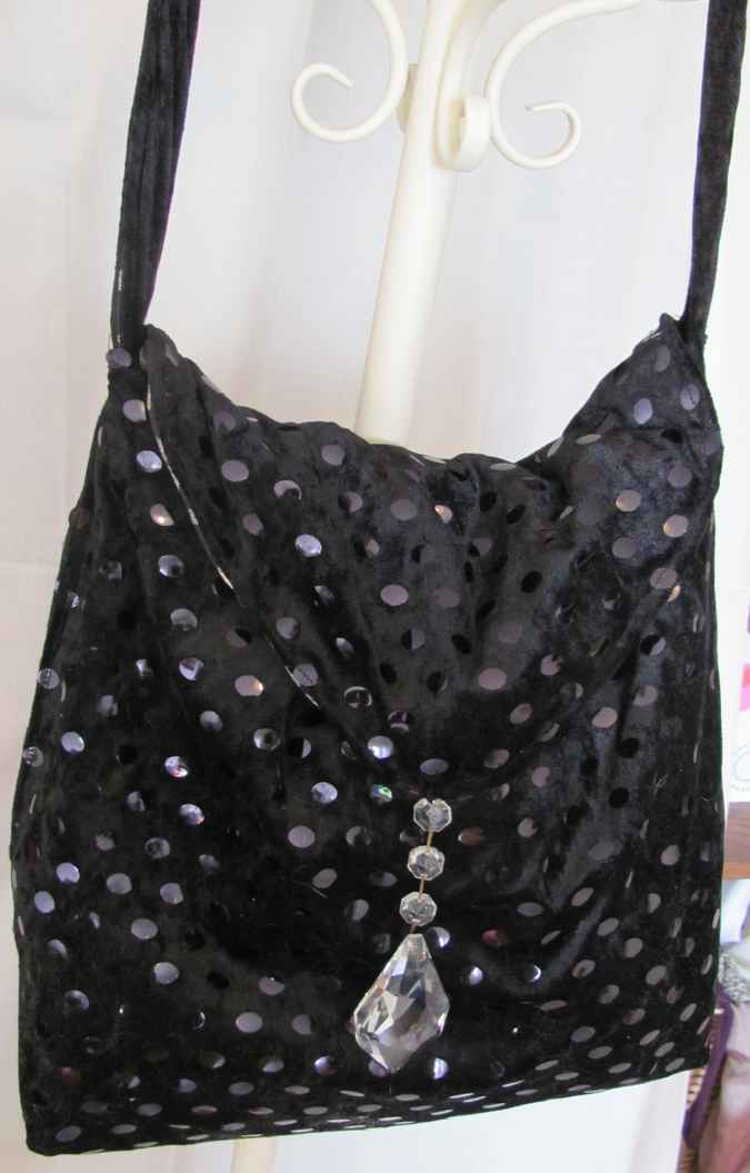large image of art item: bag &ndash; sequins and crystal