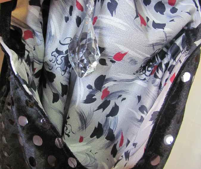 large image of art item: bag &ndash; sequins and crystal