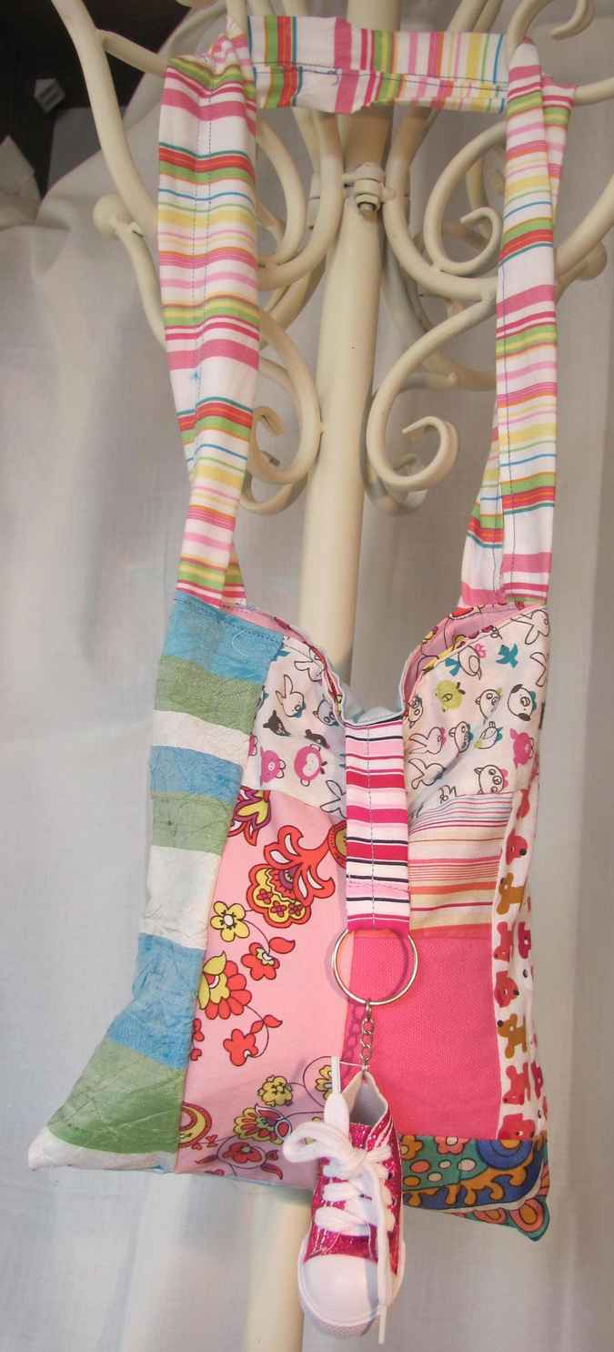 large image of art item: bag &ndash; shoe pink