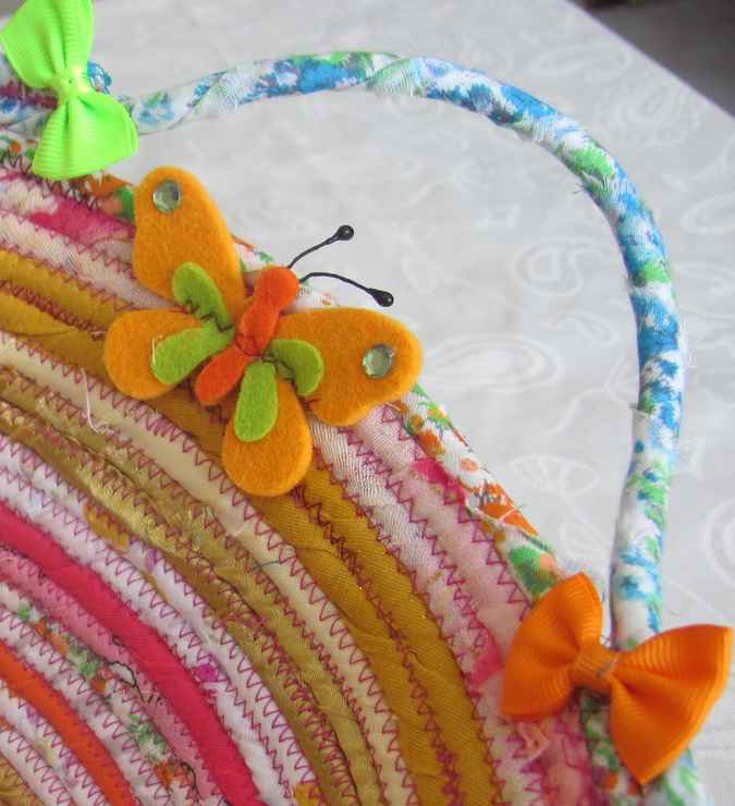 large image of art item: basket &ndash; butterflies pink orange