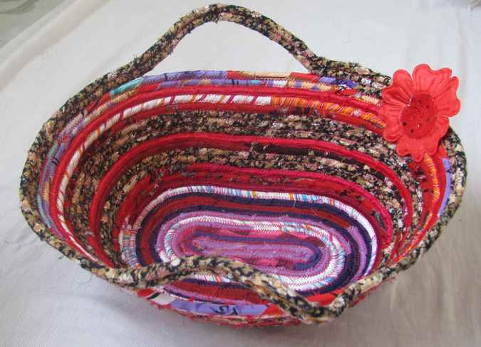 large image of art item: basket &ndash; flower red purple