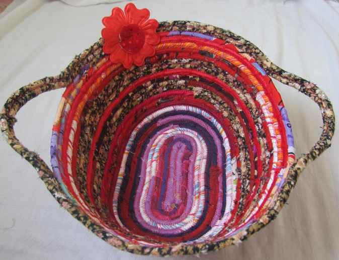 large image of art item: basket &ndash; flower red purple