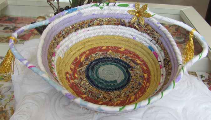 large image of art item: basket &ndash; flowers yellow white blue red