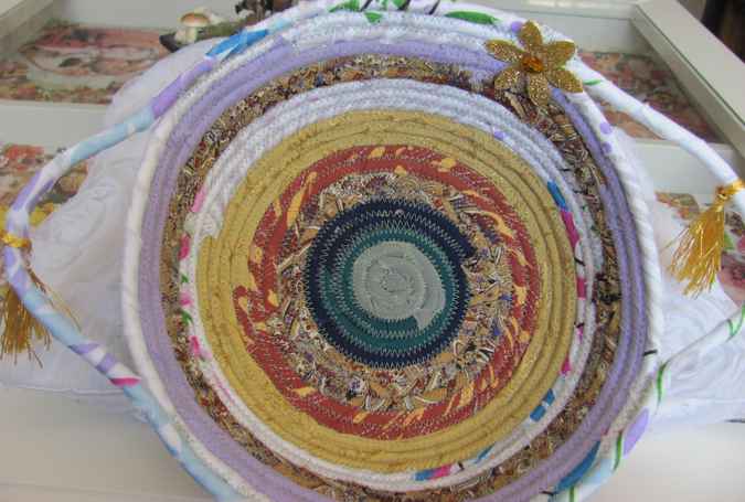 large image of art item: basket &ndash; flowers yellow white blue red