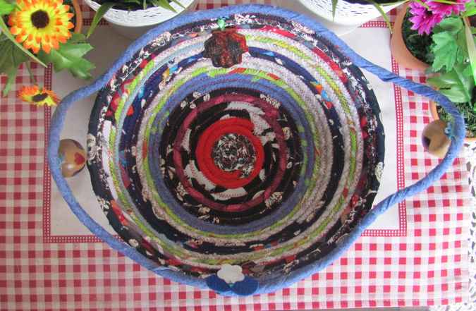 large image of art item: basket &ndash; hamsa violet black red