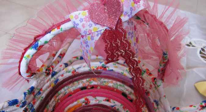 large image of art item: basket &ndash; baby doll cradle pink