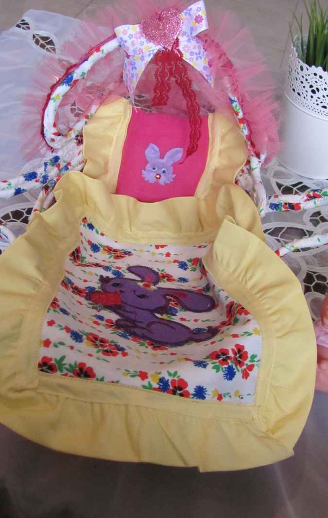 large image of art item: basket &ndash; baby doll cradle pink