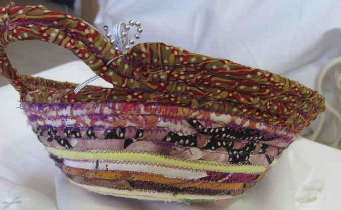 large image of art item: basket &ndash; pattern red brown