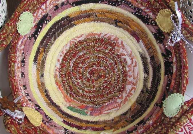 large image of art item: basket &ndash; pattern red brown