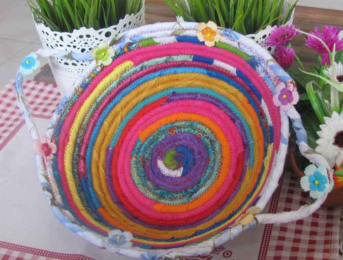large image of art item: basket &ndash; rainbow flowers