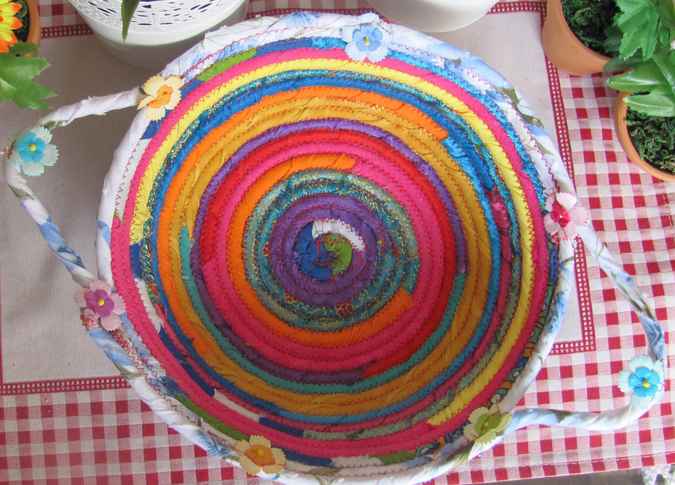 large image of art item: basket &ndash; rainbow flowers