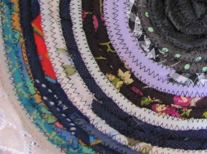 large image of art item: basket &ndash; ribbon black green blue