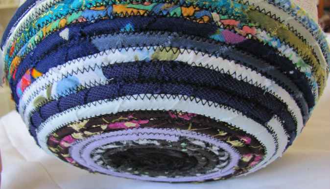 large image of art item: basket &ndash; ribbon black green blue